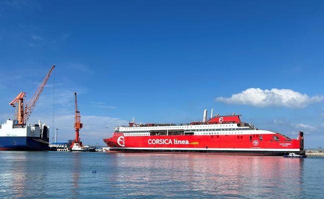 Capu Rossu Ferry
