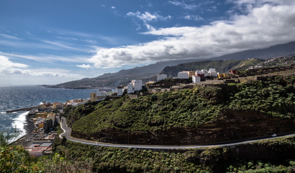 San Sebastian de La Gomera 	-Santa Cruz de La Palma