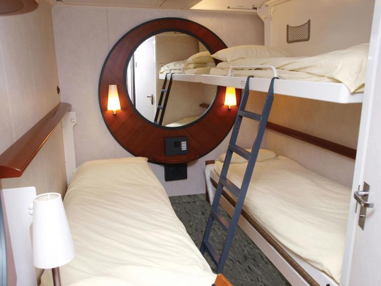 4 Berth Pet Friendly Inside Cabin