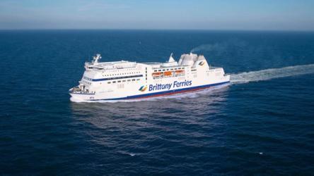 Ferry to England : Day Trip from 41€ with Brittany Ferries