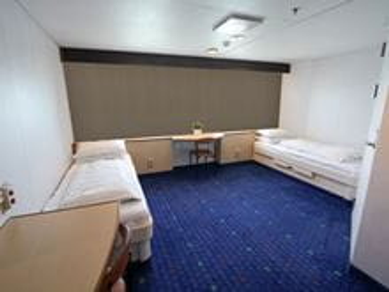 2 Berth Accessible Inside Cabin