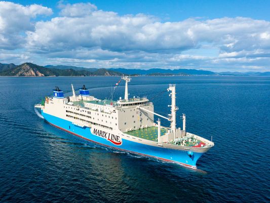 Queen Coral Plus Ferry