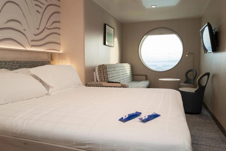 3인용 코모도어 캐빈, 더블 침대