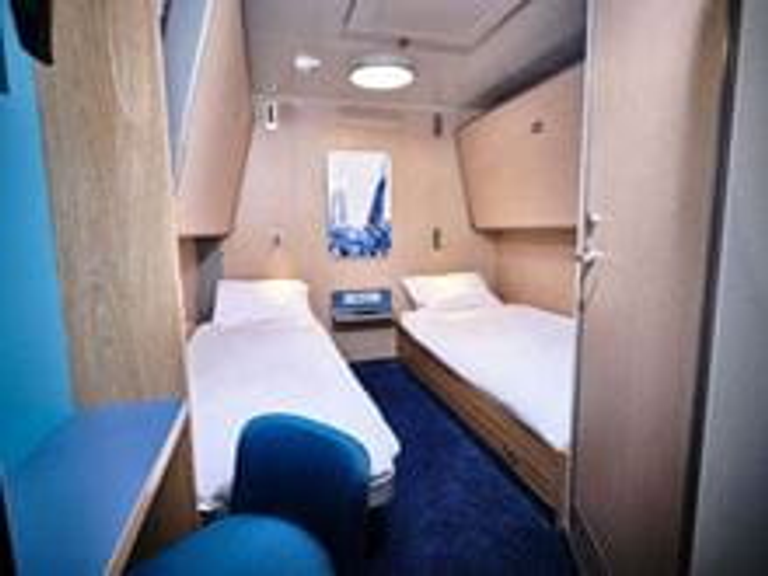 4 Berth Inside Cabin