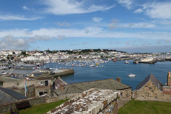 Portsmouth-St Peter Port