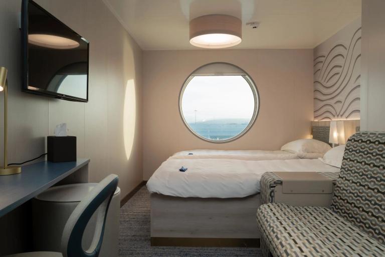 3 Berth Commodore Cabin, Twin Beds