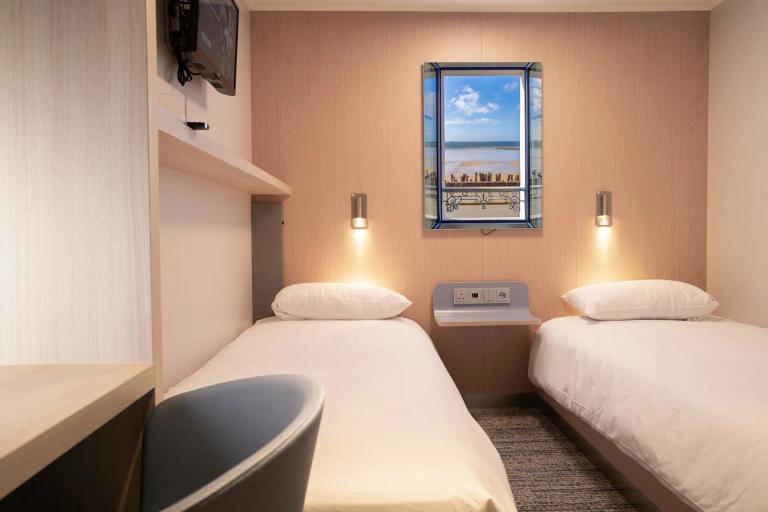 2 Berth Inside Club Cabin