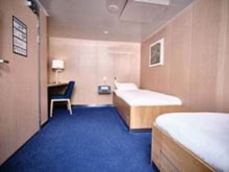 2 Berth Accessible Cabin