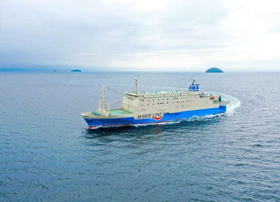 Queen Coral Cross Ferry