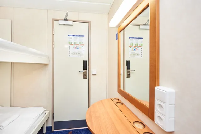 2 Berth Inside Cabin
