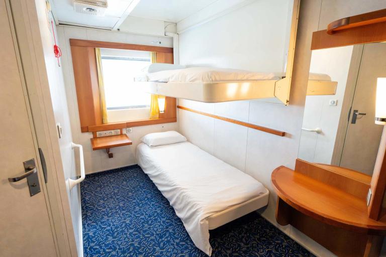 2 Berth Accessible Outside Cabin