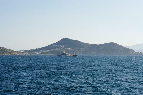 Paros-Schinoussa