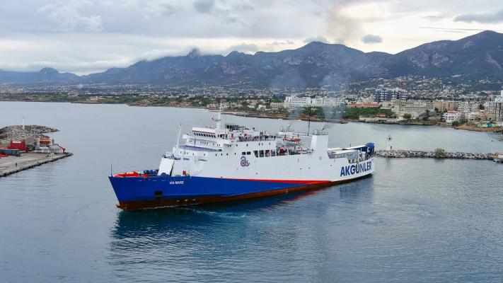 Akgunler III Ferry
