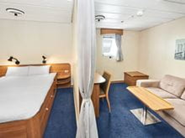2 Berth Captain's Class Outside Cabin
