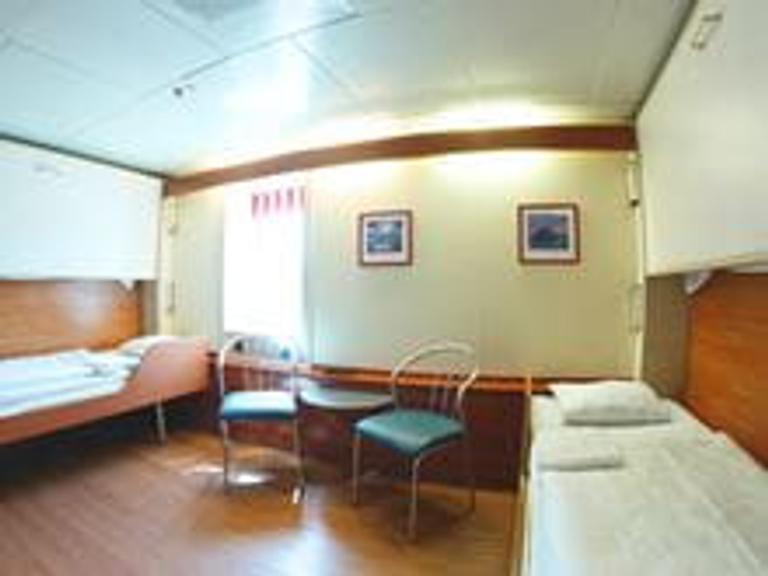 2 Berth Accessible Comfort Plus Outside Cabin