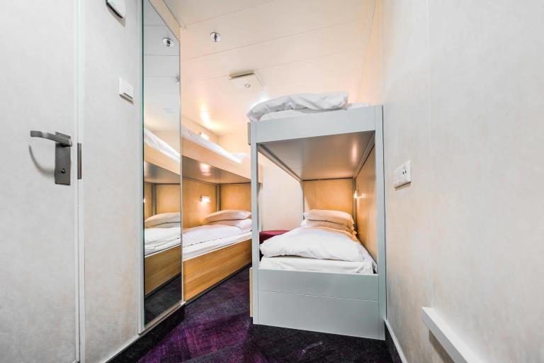 4 Berth Inside Cabin
