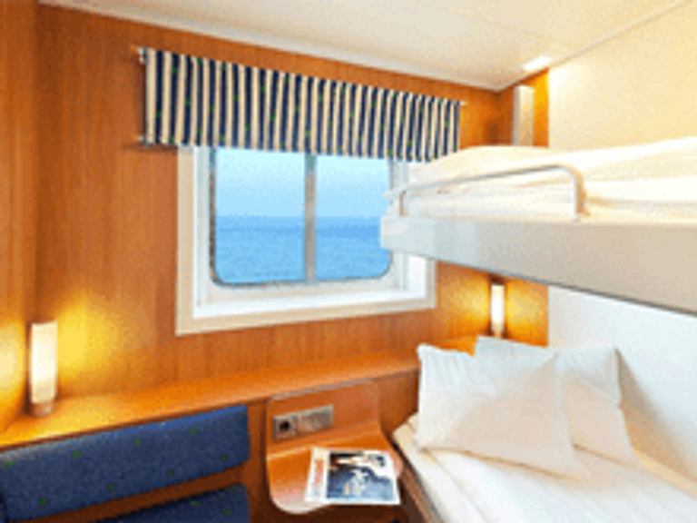 2 Berth Outside Cabin