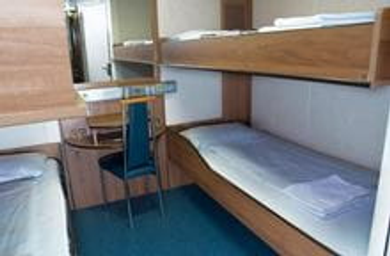 4 Berth Inside Cabin