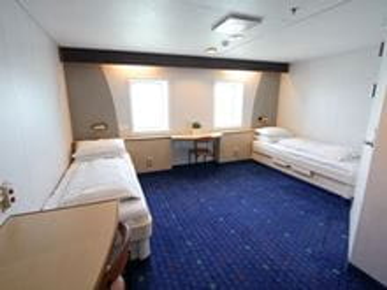 2 Berth Accessible Outside Cabin