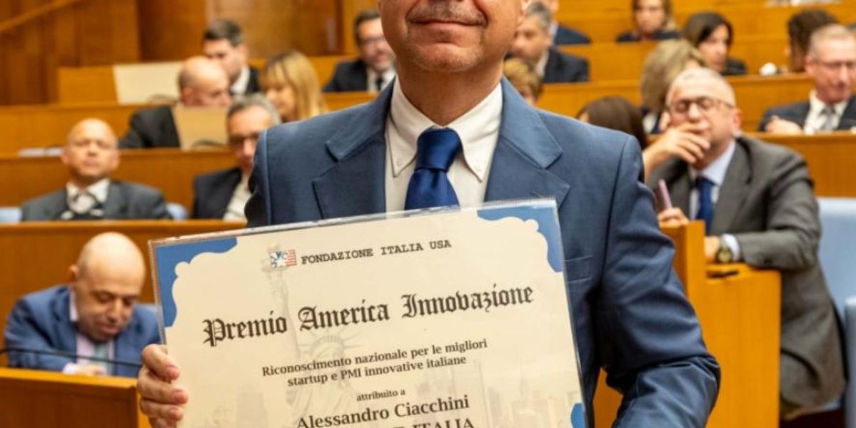 Alessandro Ciacchini, accepting the award on behalf of KEO World