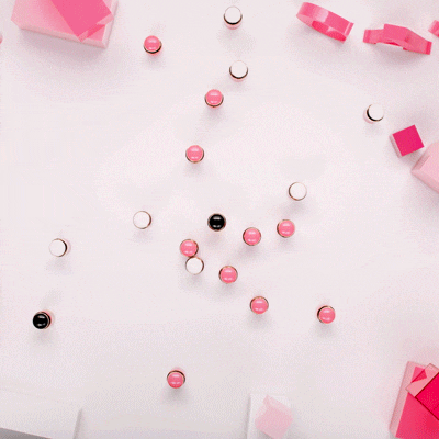 Geometric animation with perfume bottles for Candy Gloss new Prada fragrance