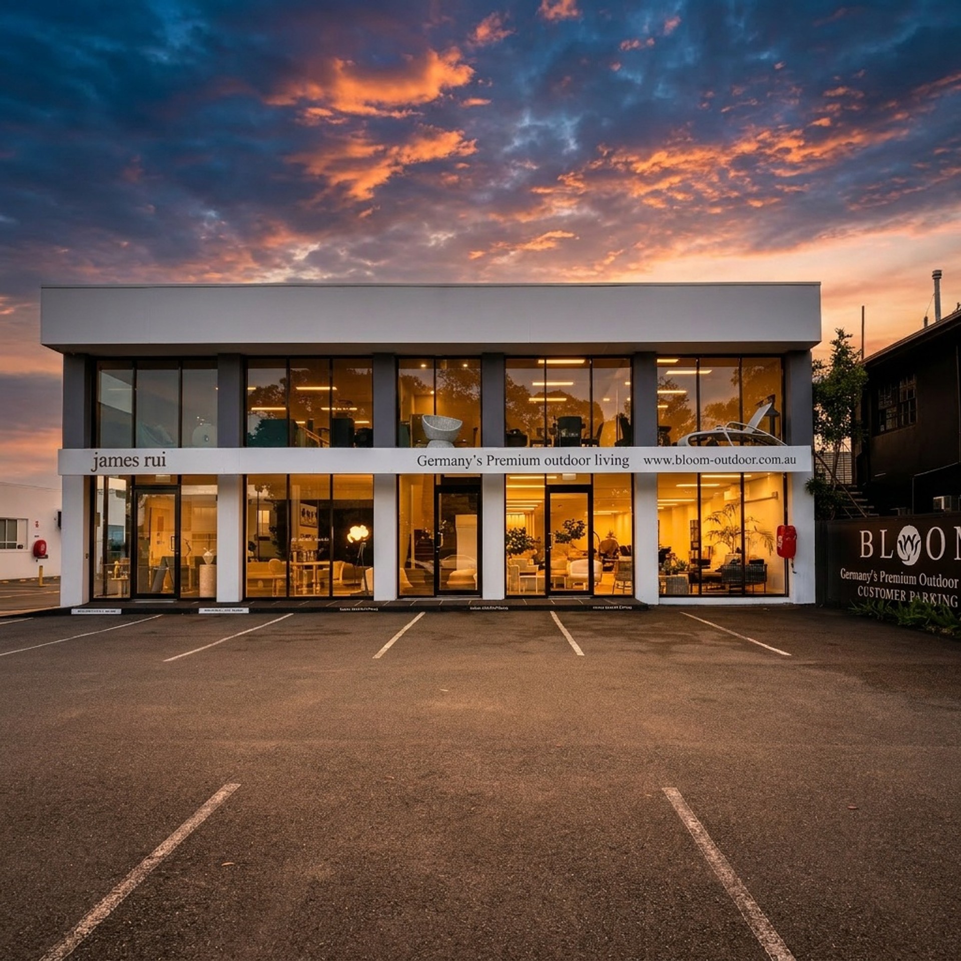 BLOOM Outdoor furniture showroom exterior