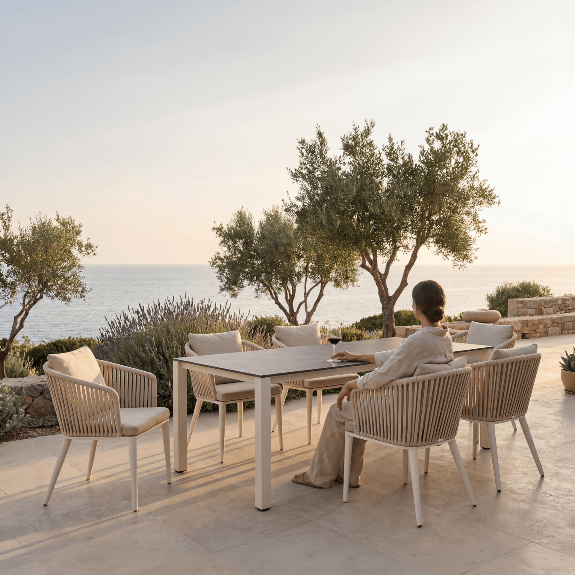 Dining tables & chairs