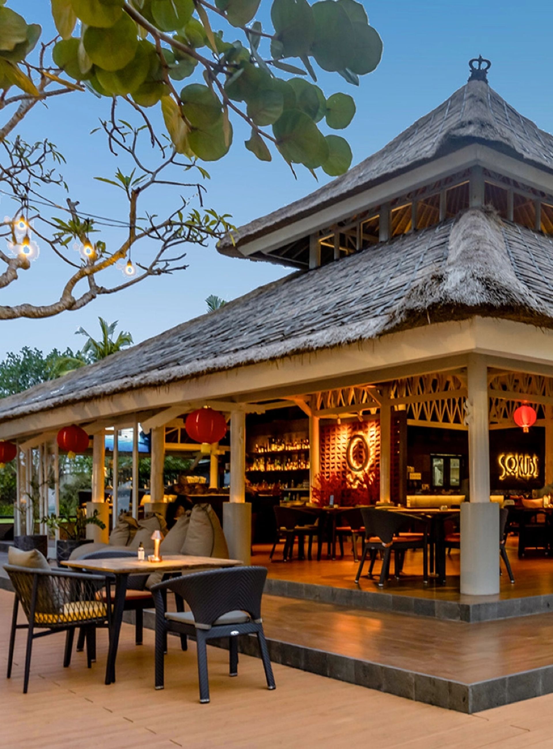 BLOOM outdoor furniture at Discovery Kartika Plaza Hotel