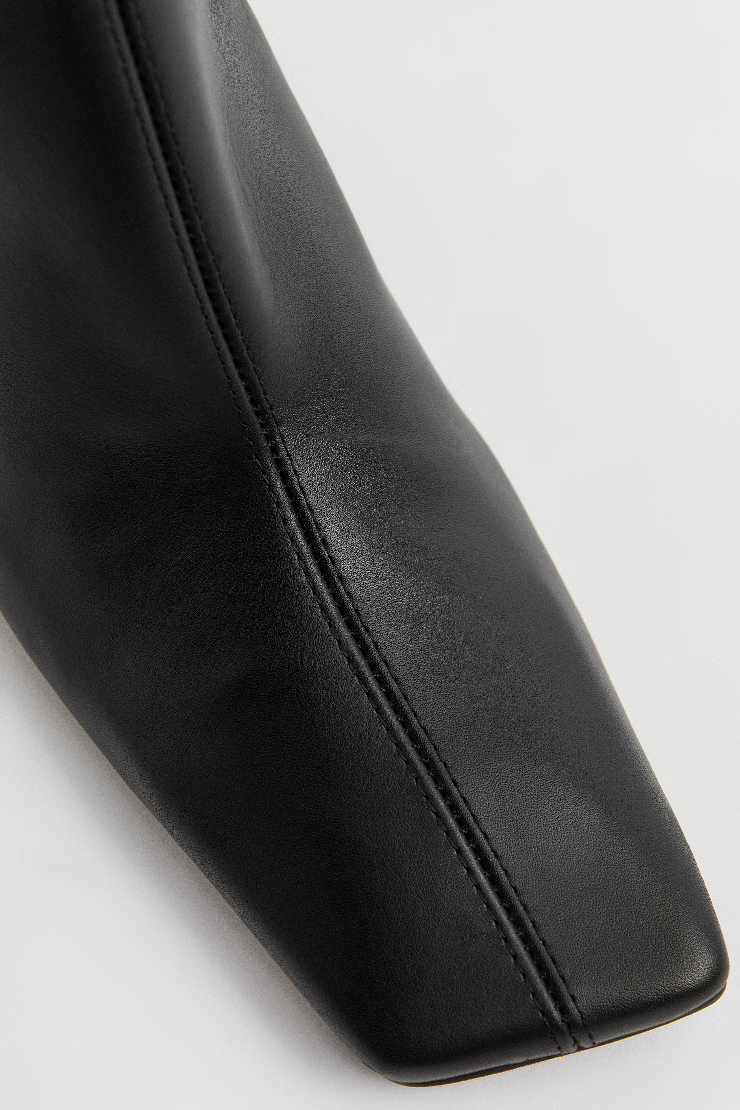 Robin Black Boots | Miista | Designed & Handmade in Europe