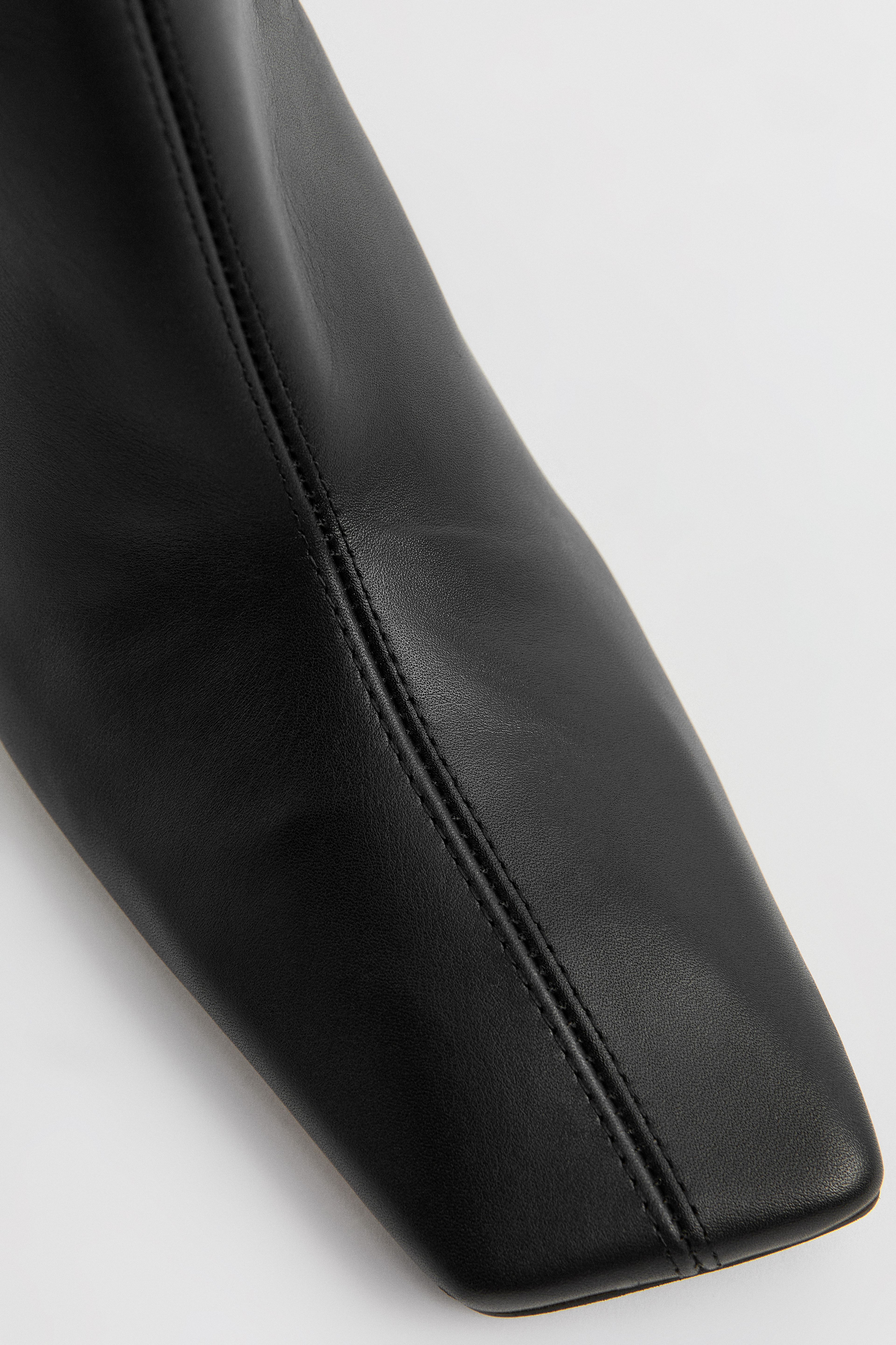 Robin Black Boots | Miista | Designed & Handmade in Europe