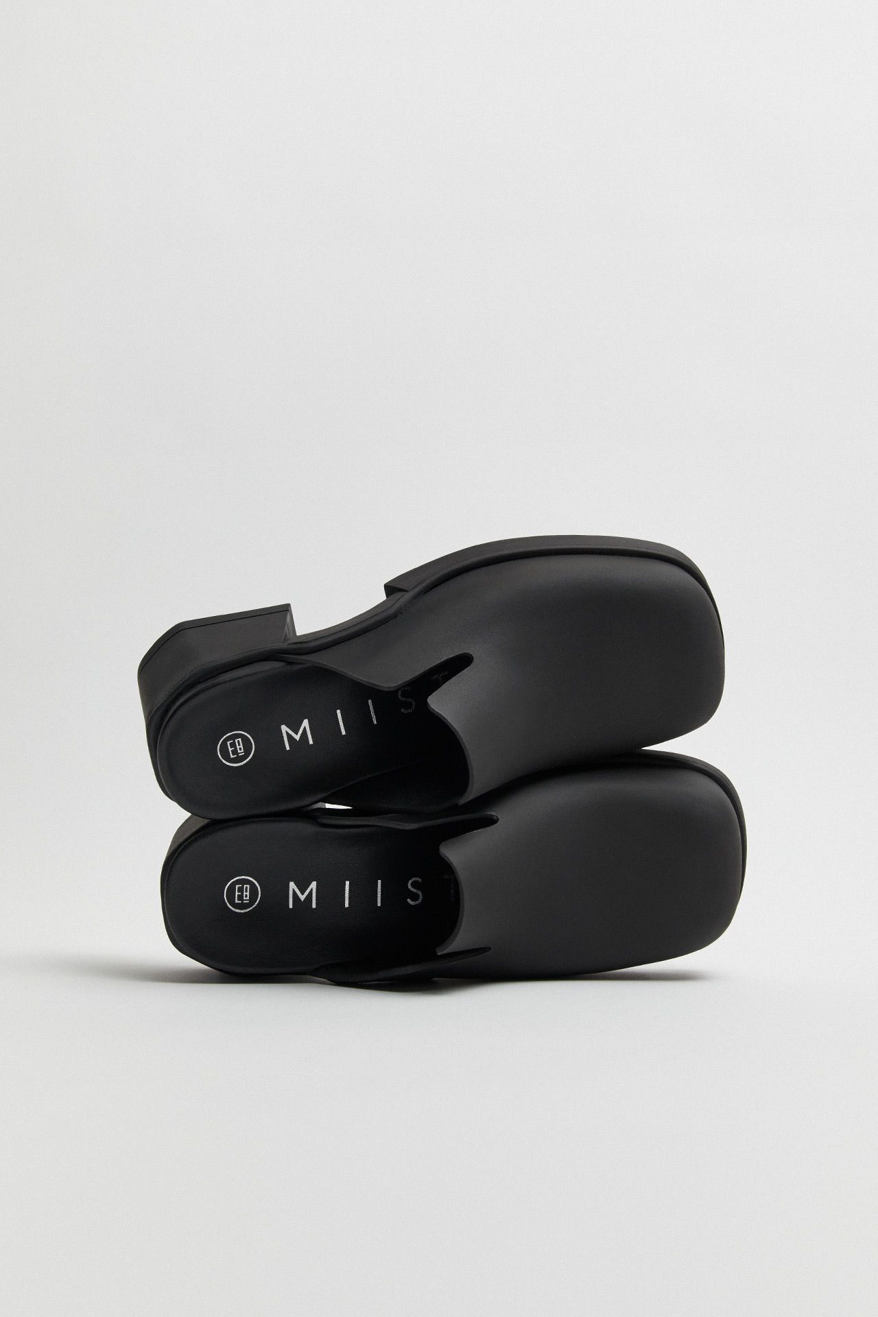 Blissa Black Mules | Miista