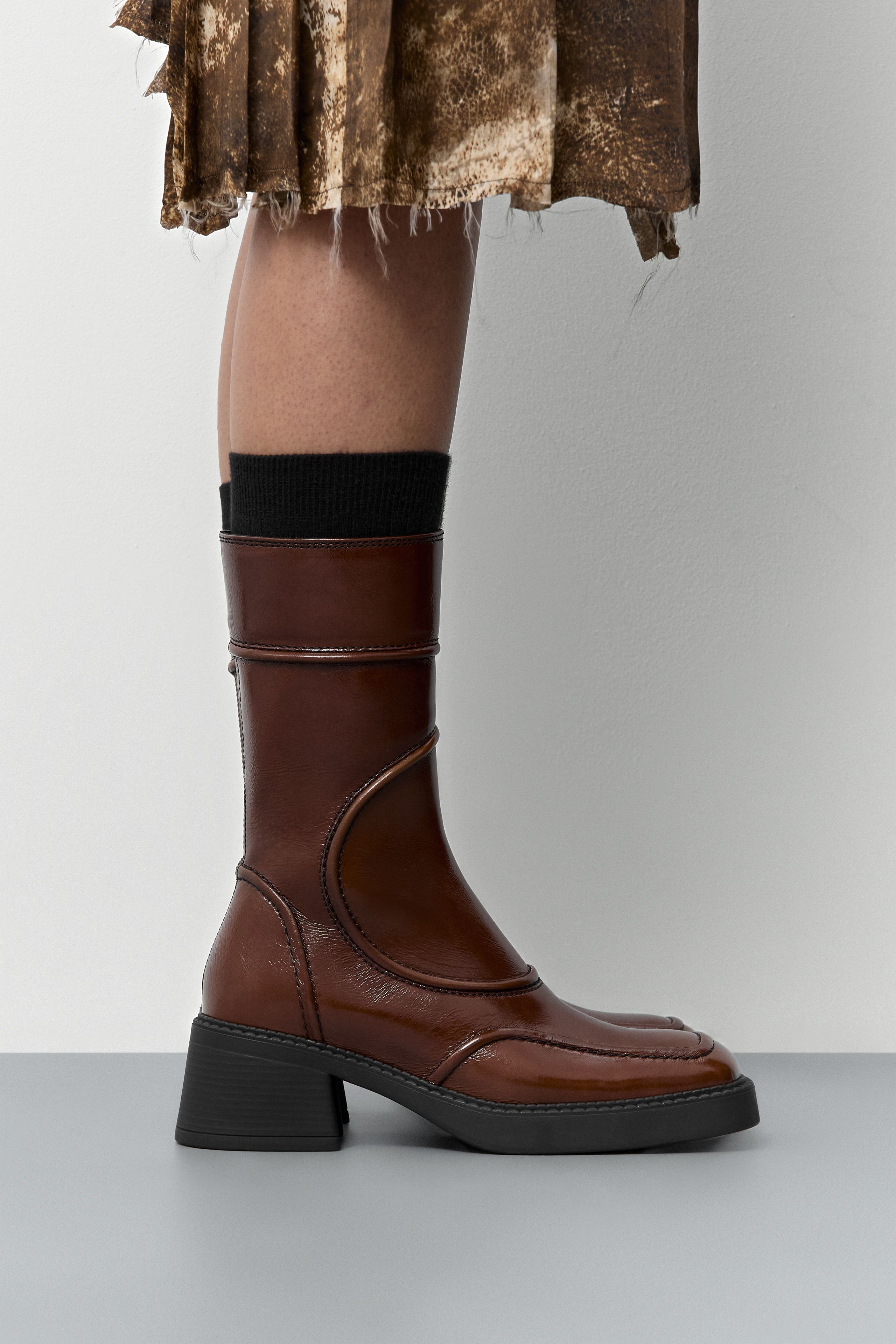 Malene Boots - Tan Patent Leather | Miista