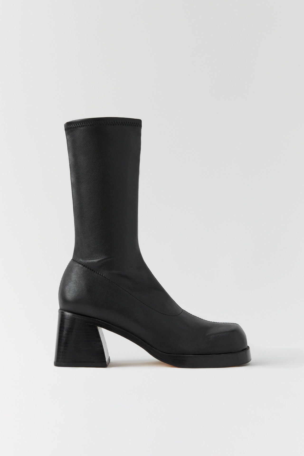 Elke Black Boots | Miista