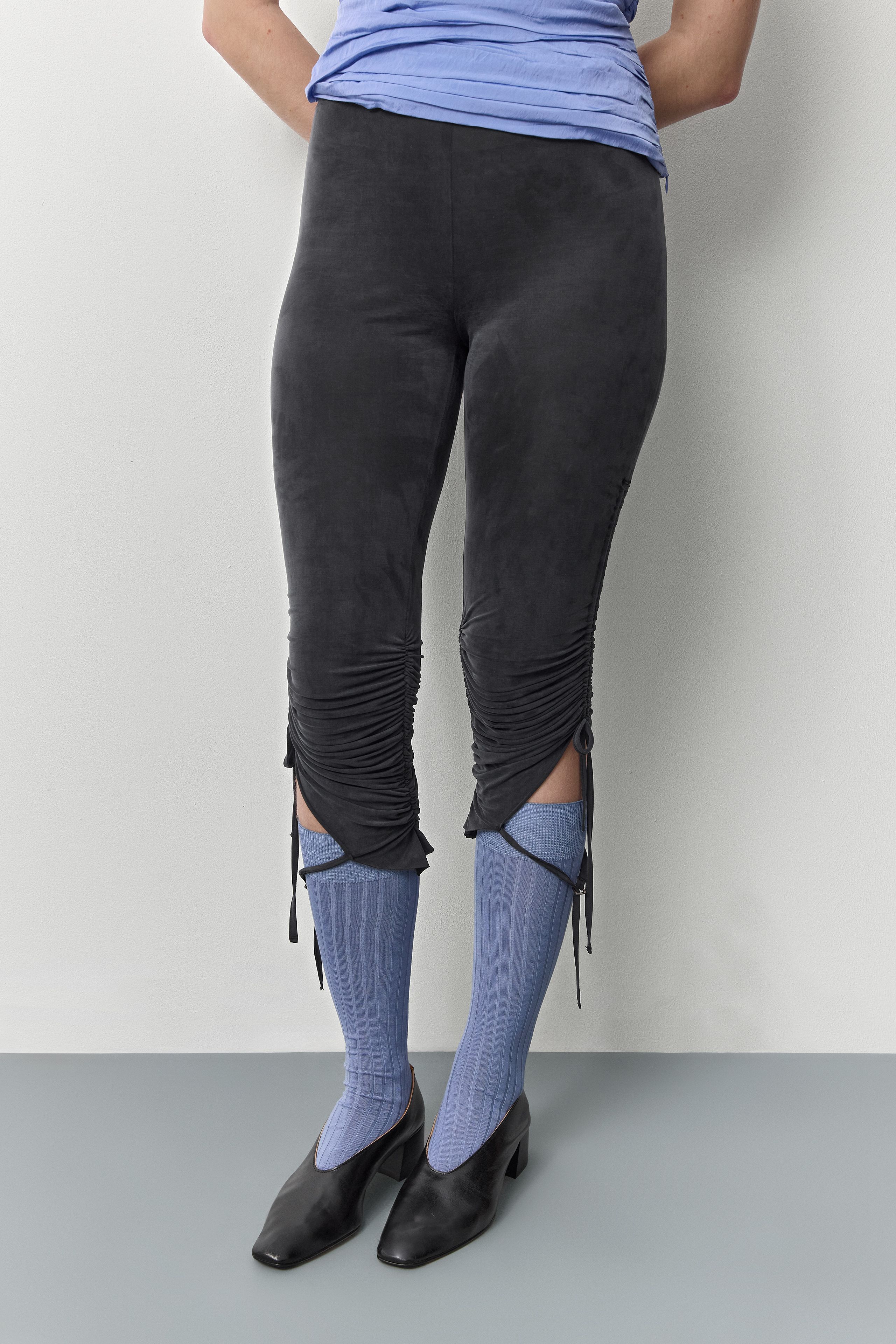 Malina Black Capri Pant | Miista | Designed & Handmade in Europe