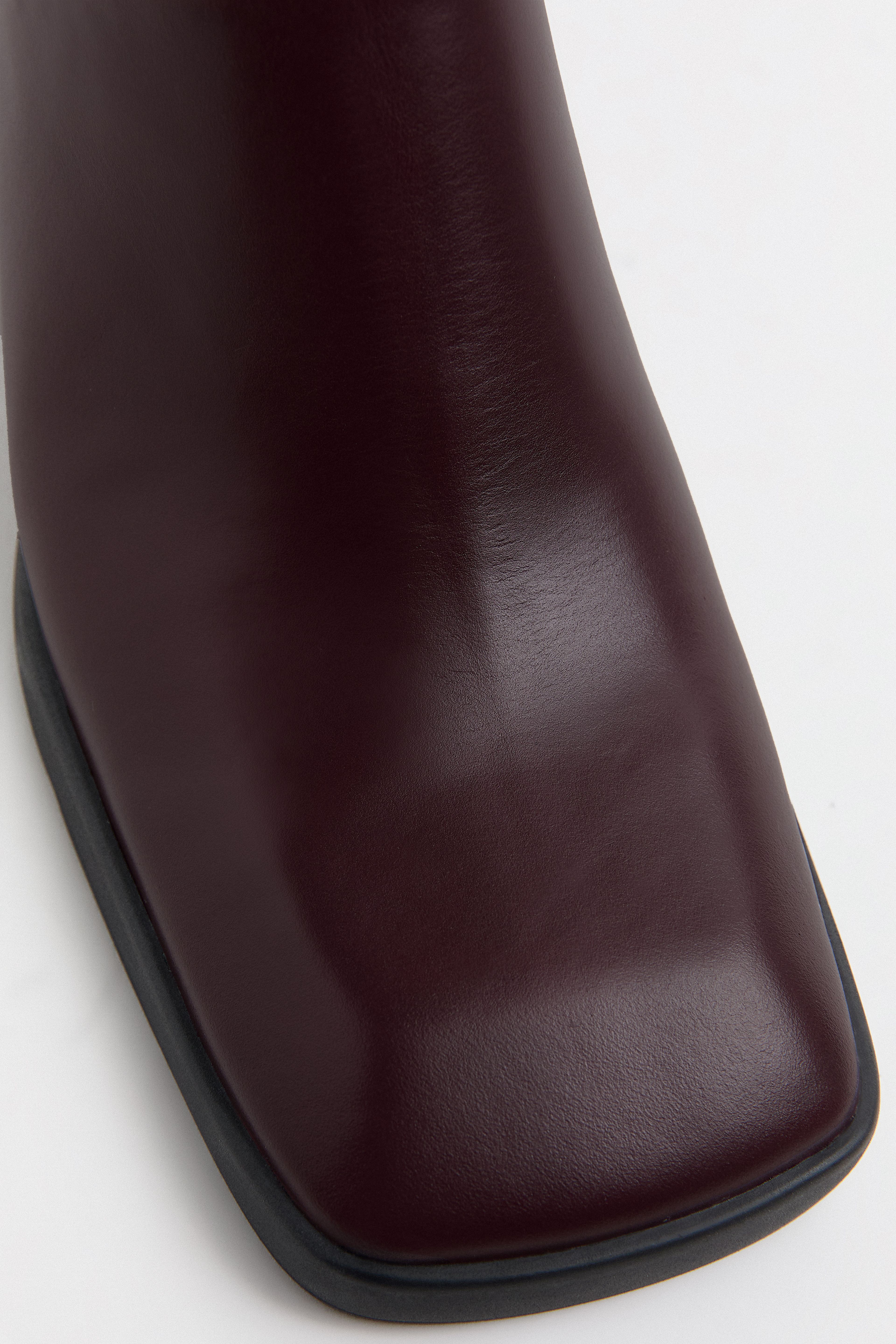 Amoy Burgundy Mules | Miista | Designed & Handmade in Europe