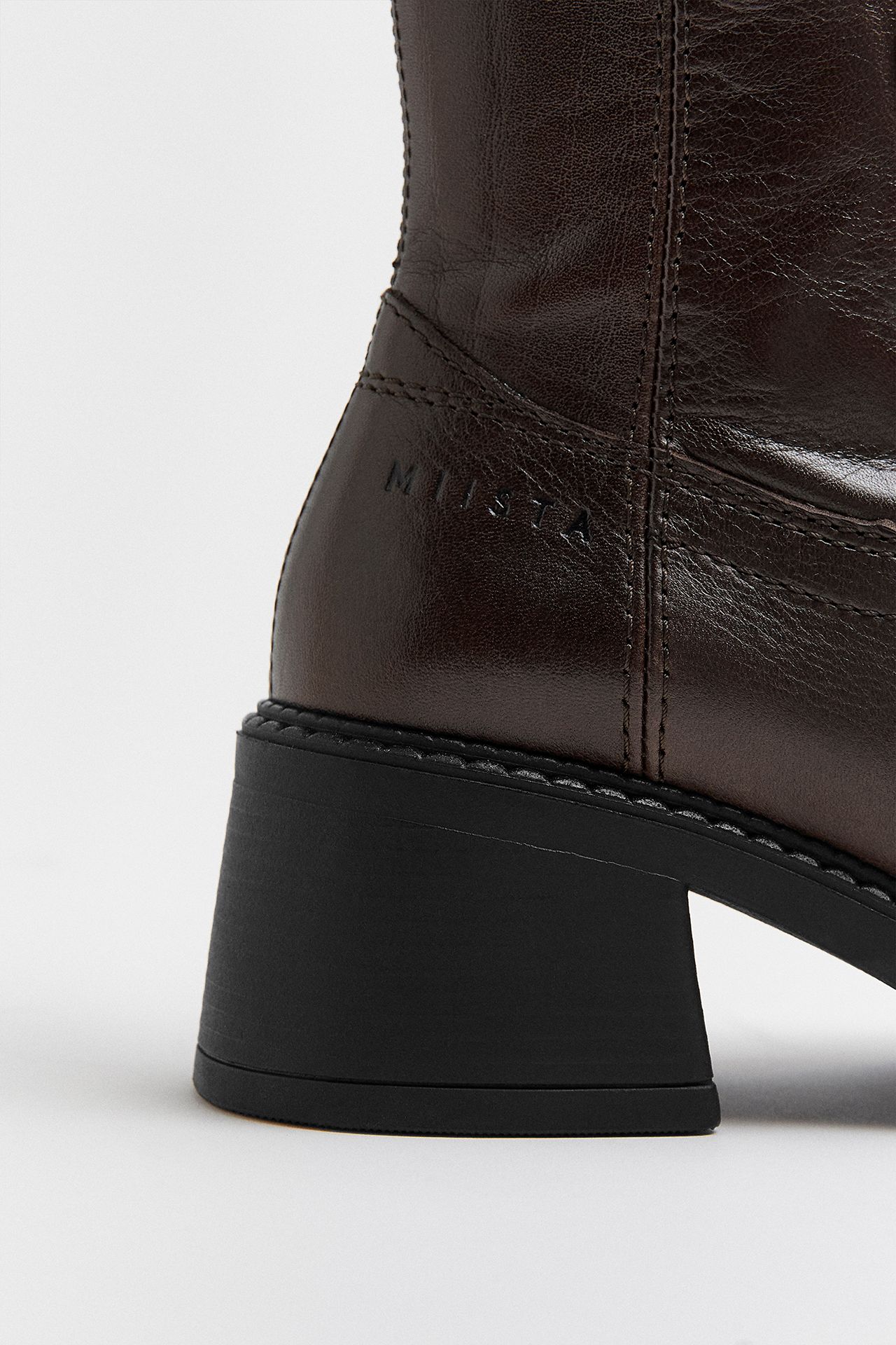 SHOES E8 | Miista
