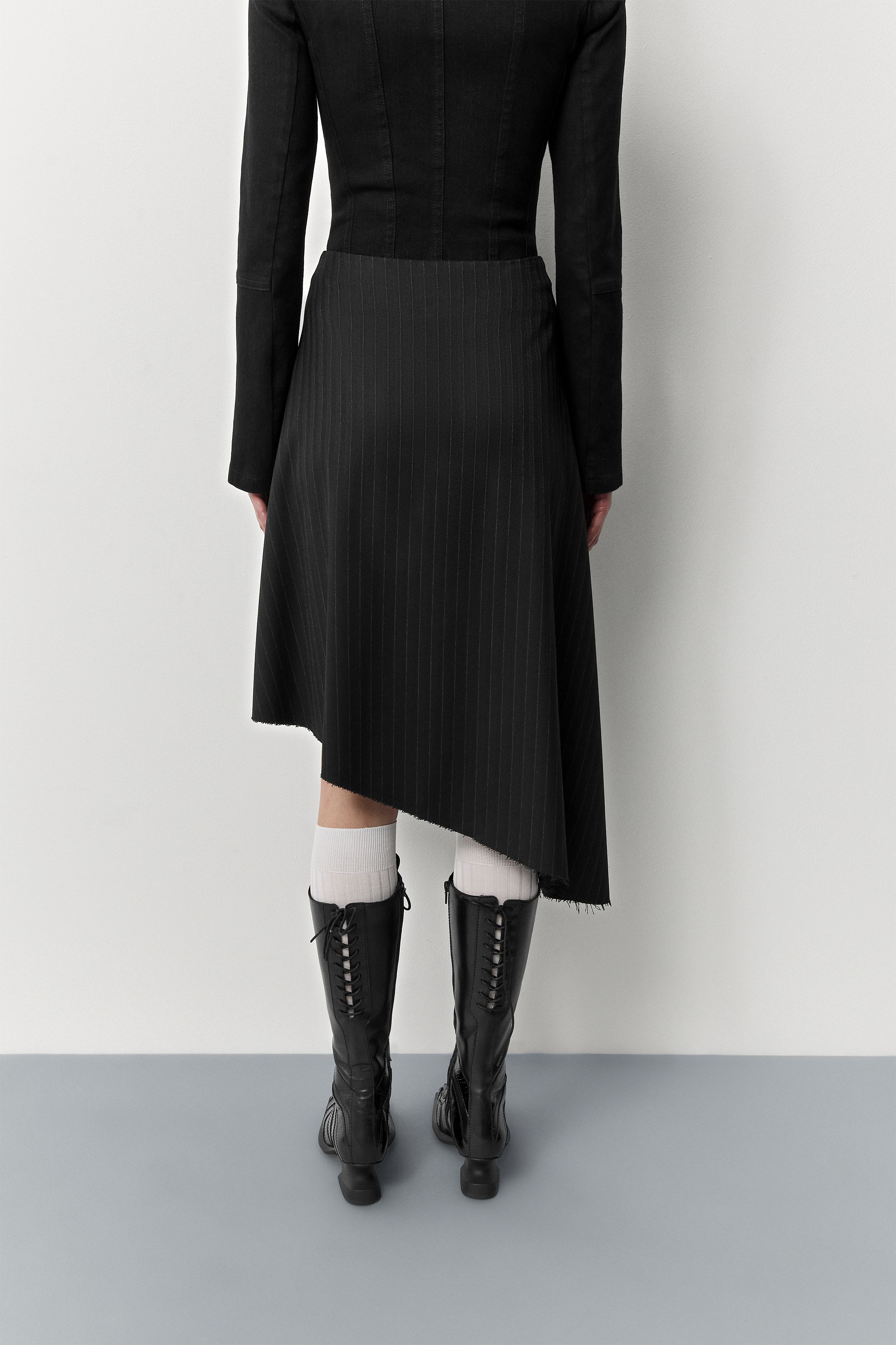 Kaia Skirt - Black Pinstripe | Miista