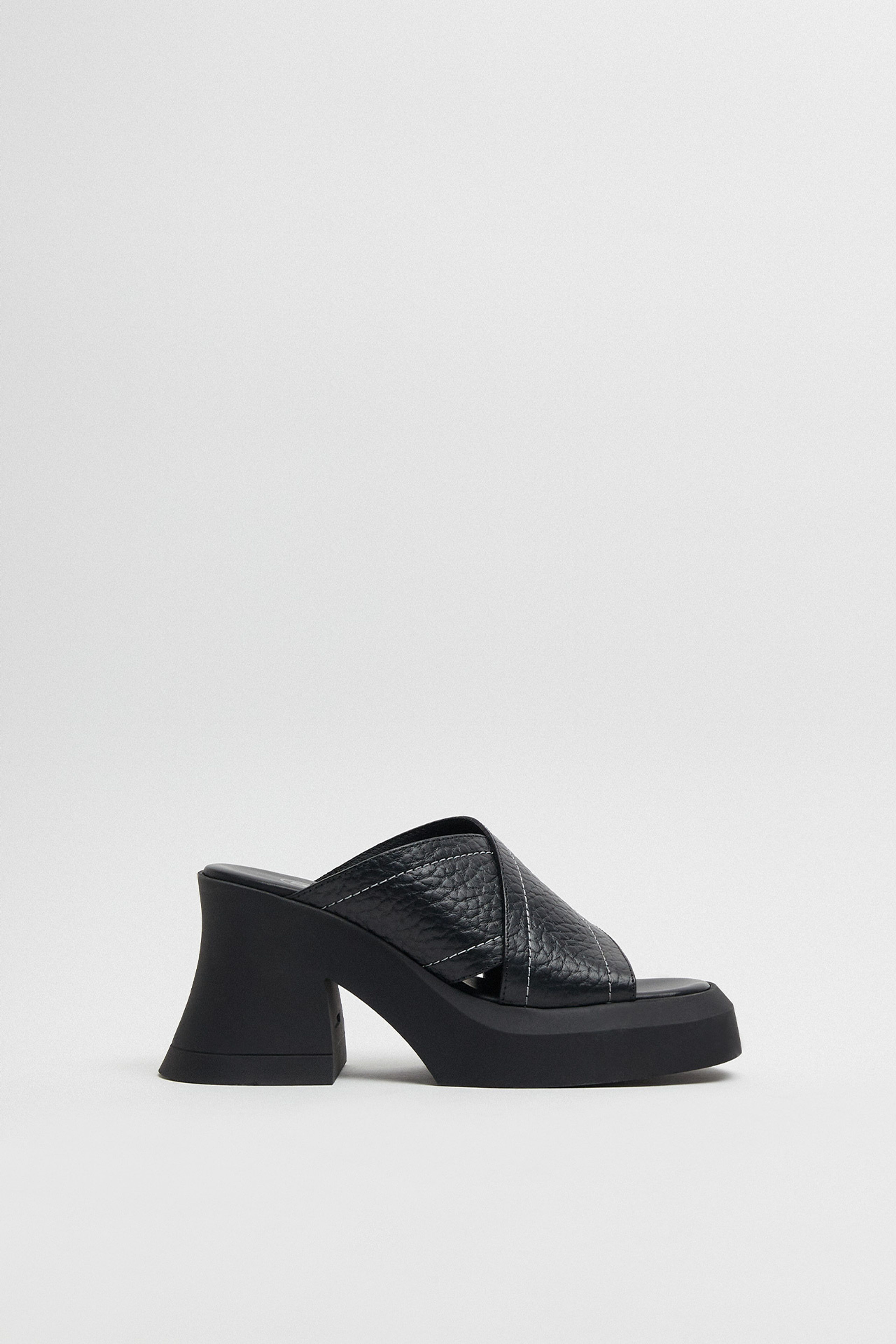 Raissa Black Mule Sandals | Miista Europe | Made in Portugal