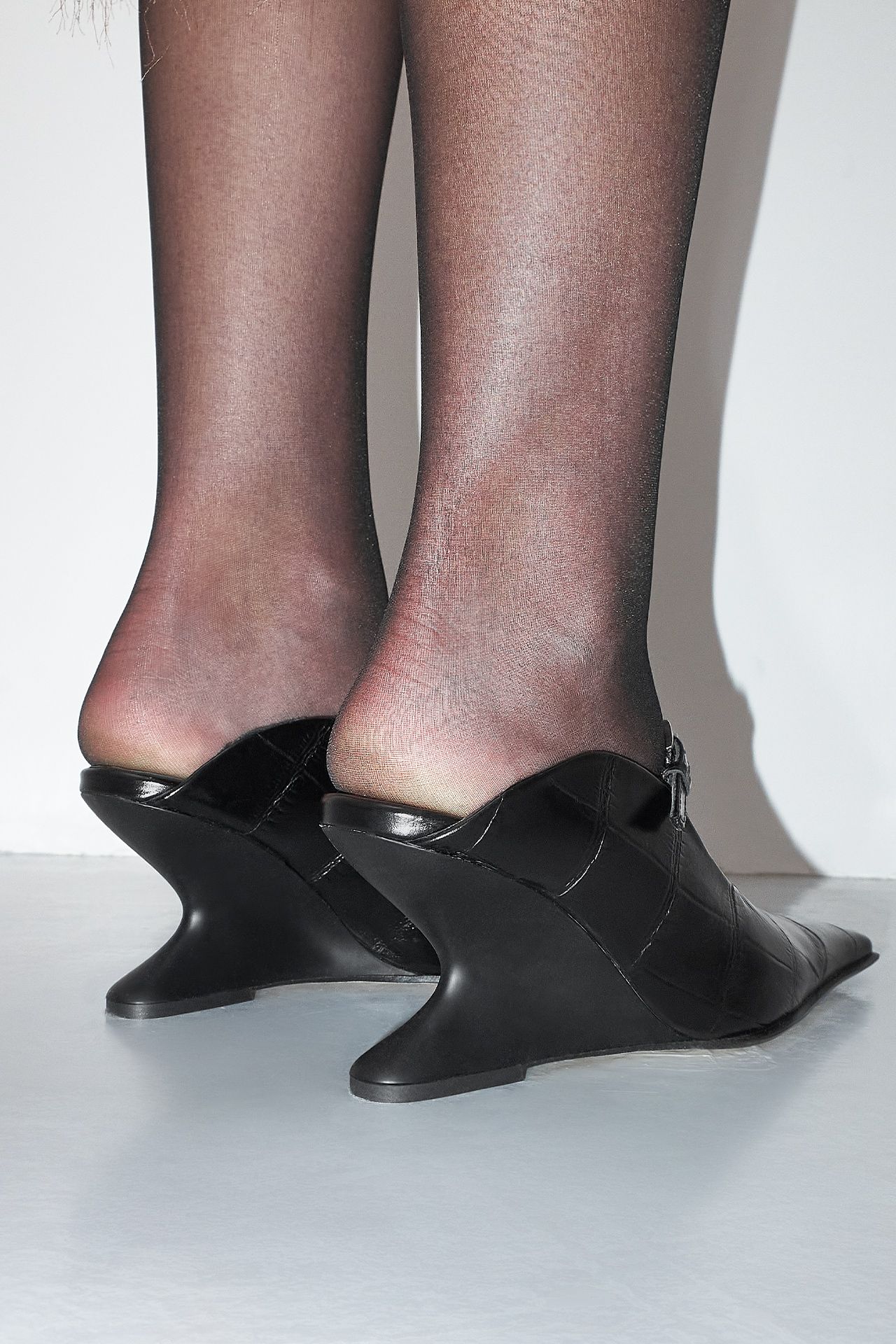 Aldith Black Coco Mules | Miista