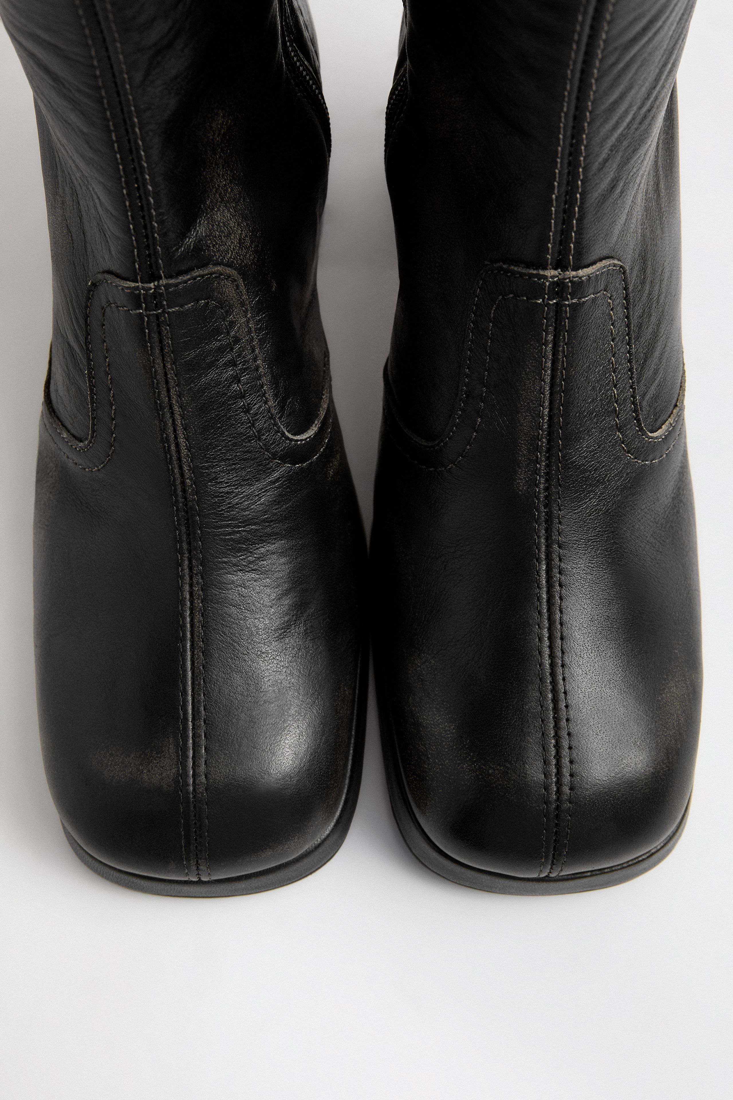 Donna Boots - Black Brush Off Leather | Miista