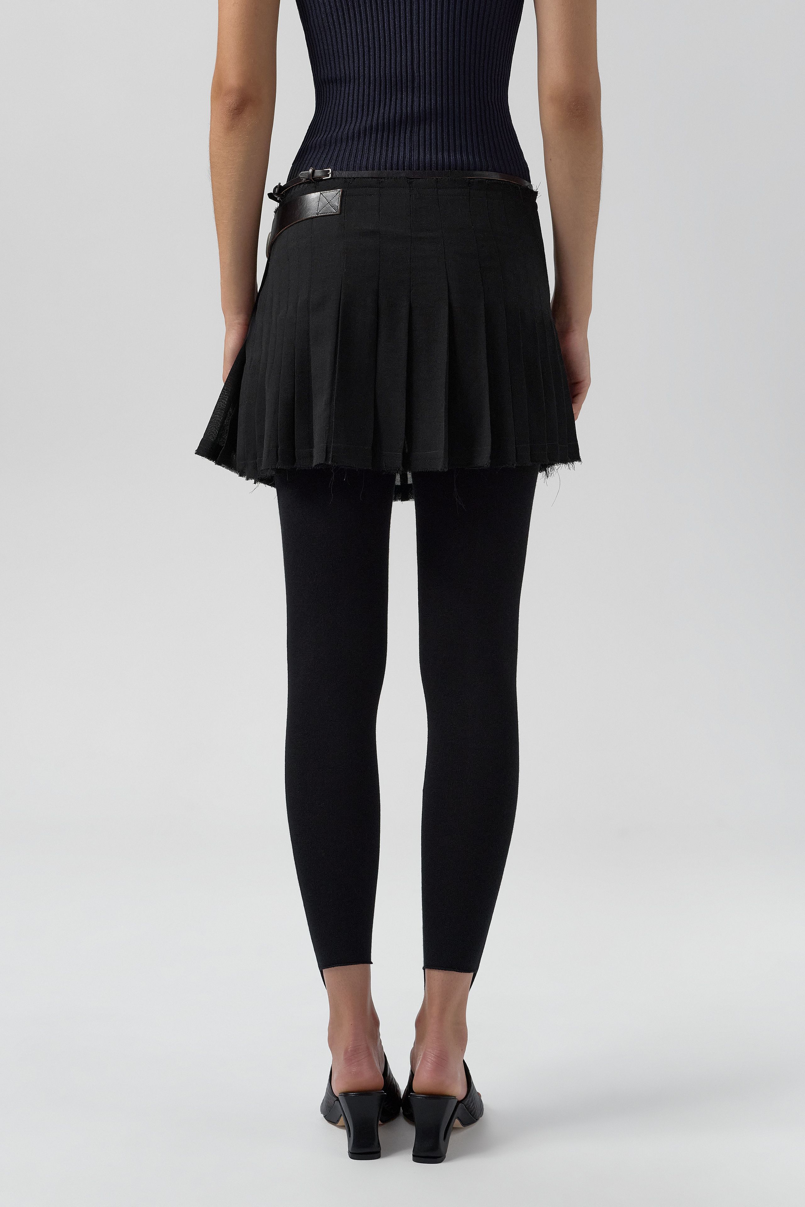 Mary Skirt - Black Pleated Virgin Wool | Miista