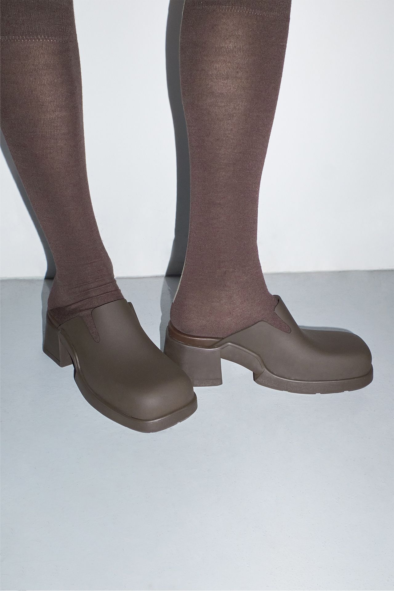 Blissa Brown Mules | Miista