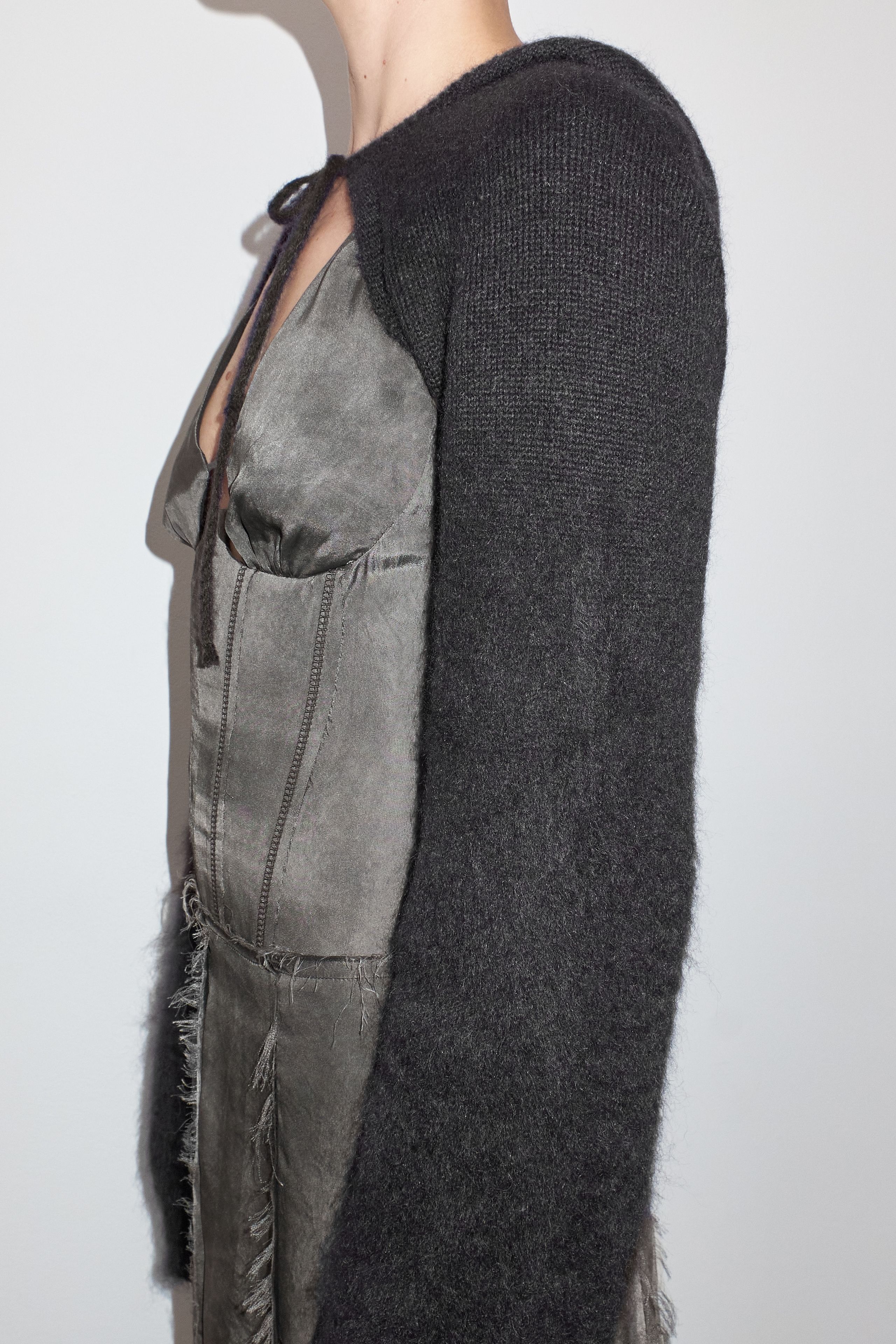 MIISTA 売れ筋商品|||ミスタ ニット&セーター アウター レディース Sweaters Black Lones Black Jumper | Miista