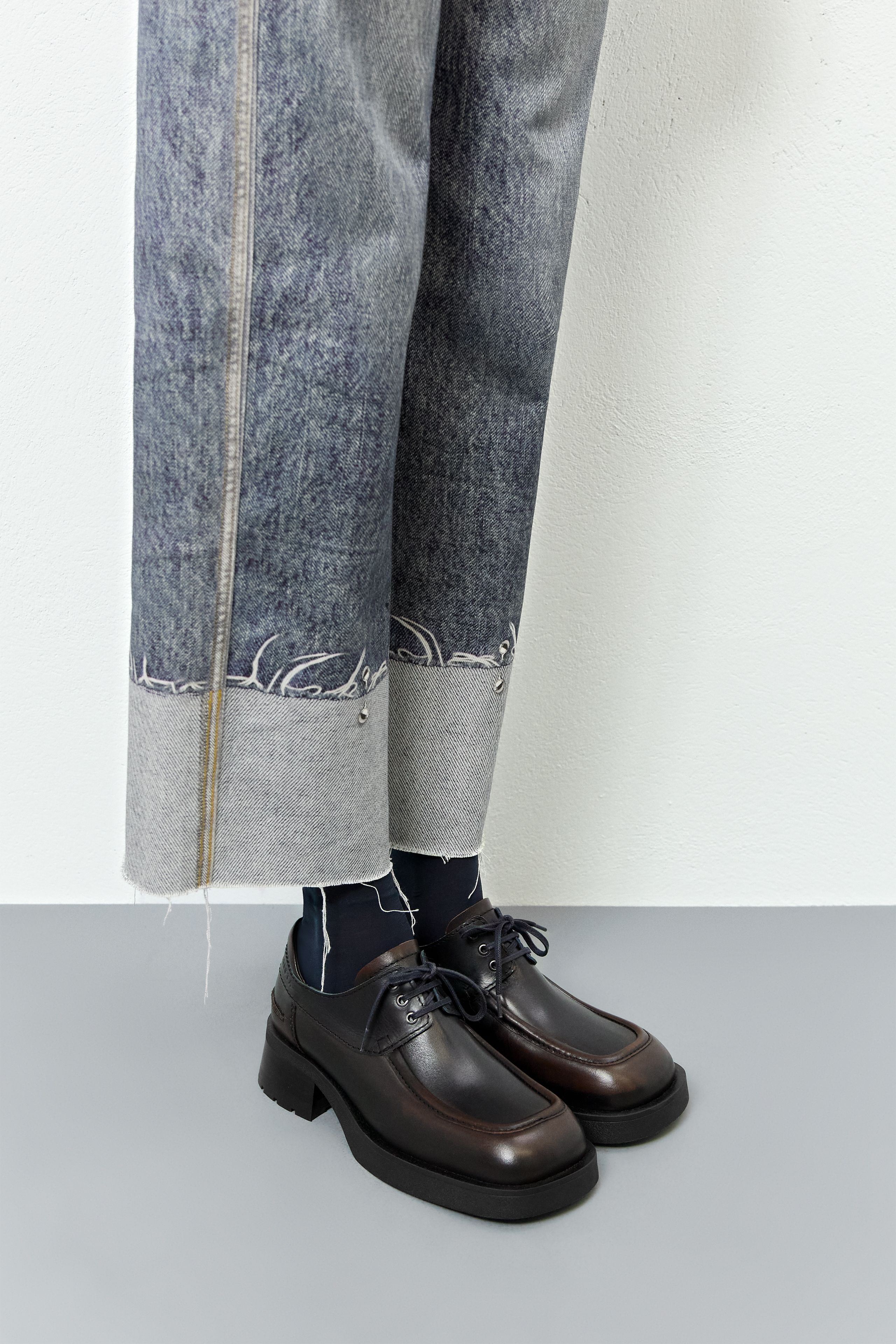 Roswita Brogues - Brown Brush Off Leather | Miista