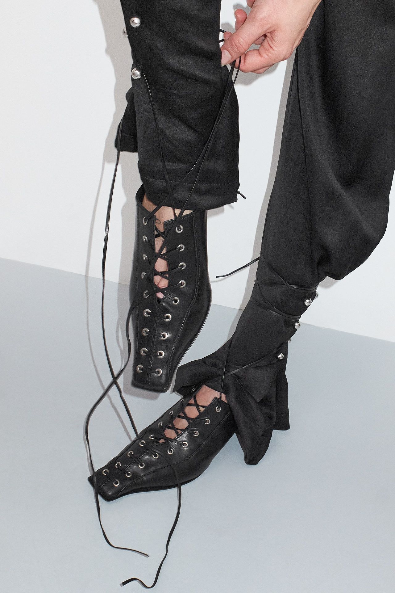 Asia Black Courts | Miista Europe | Made in Portugal