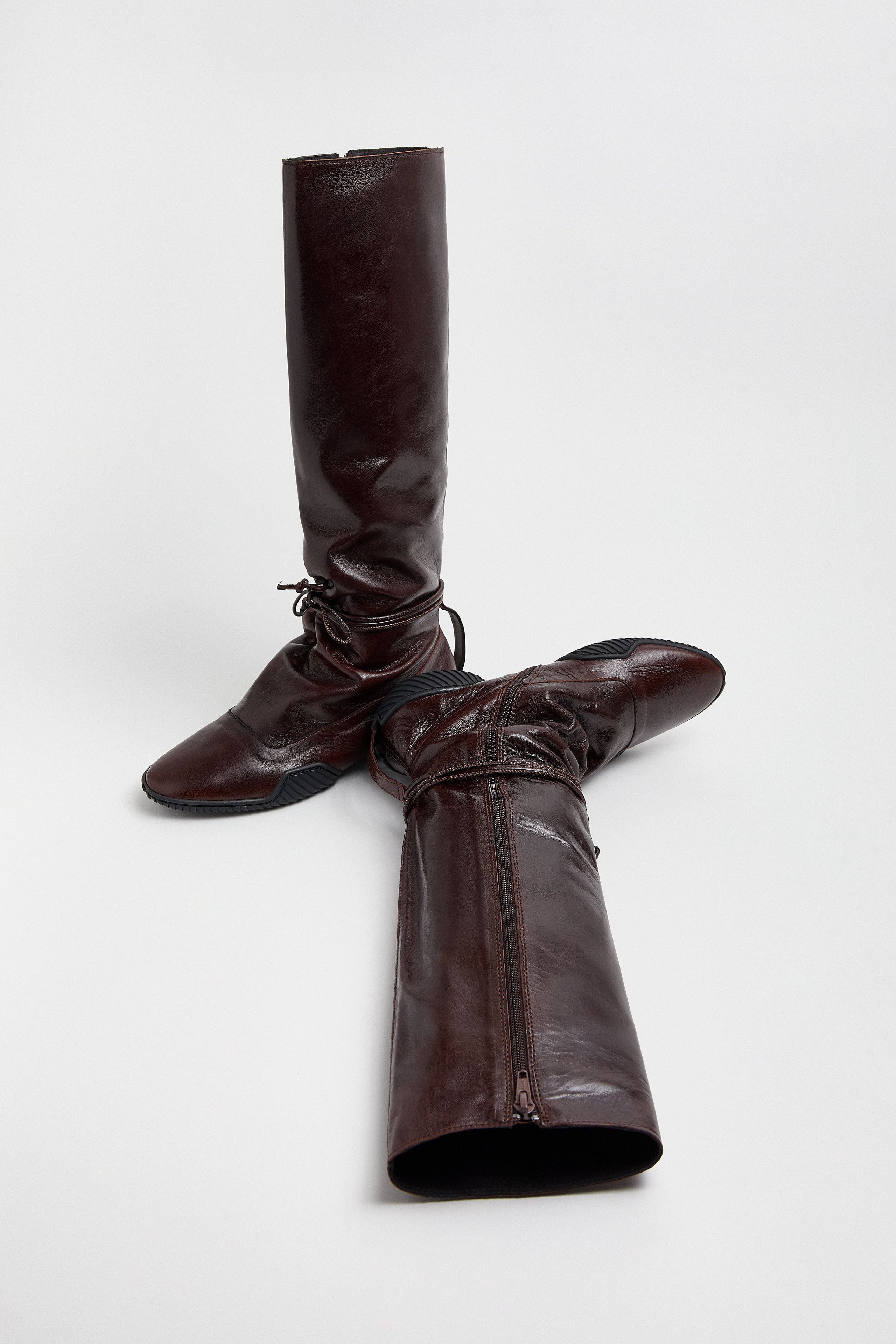 Nikolina Brown Boots | Miista
