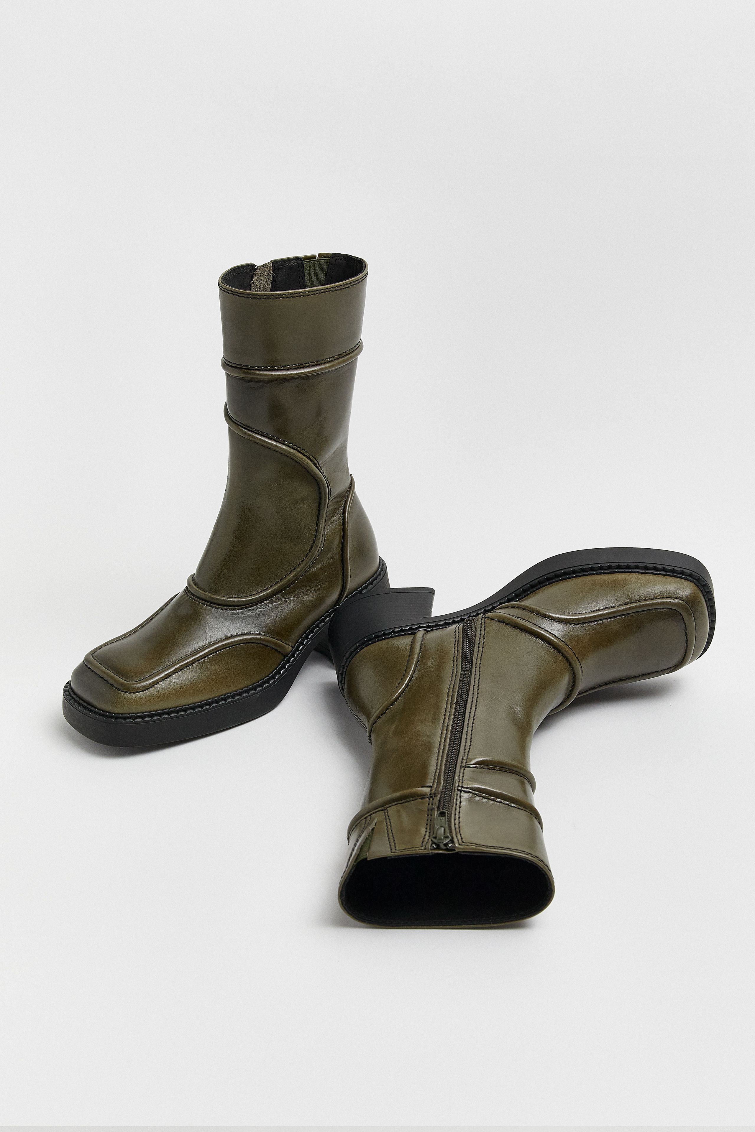 Malene Boots - Khaki Polished Leather | Miista