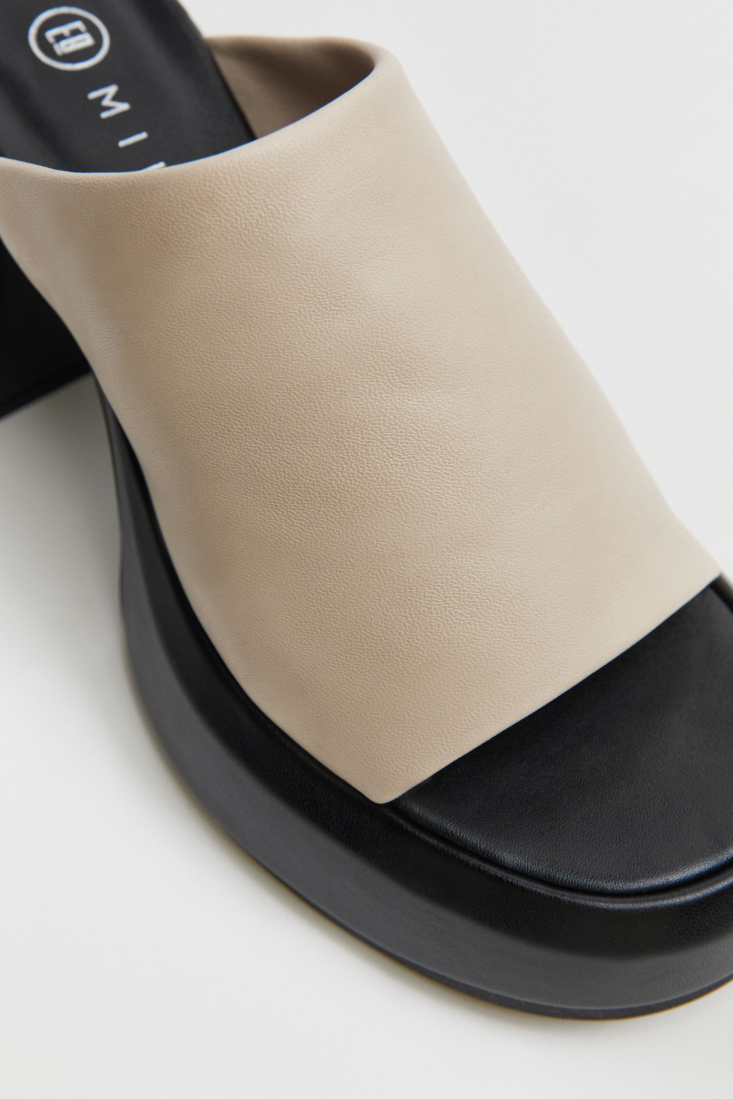 miista サンダル Jadzia Black Sandals | Miista