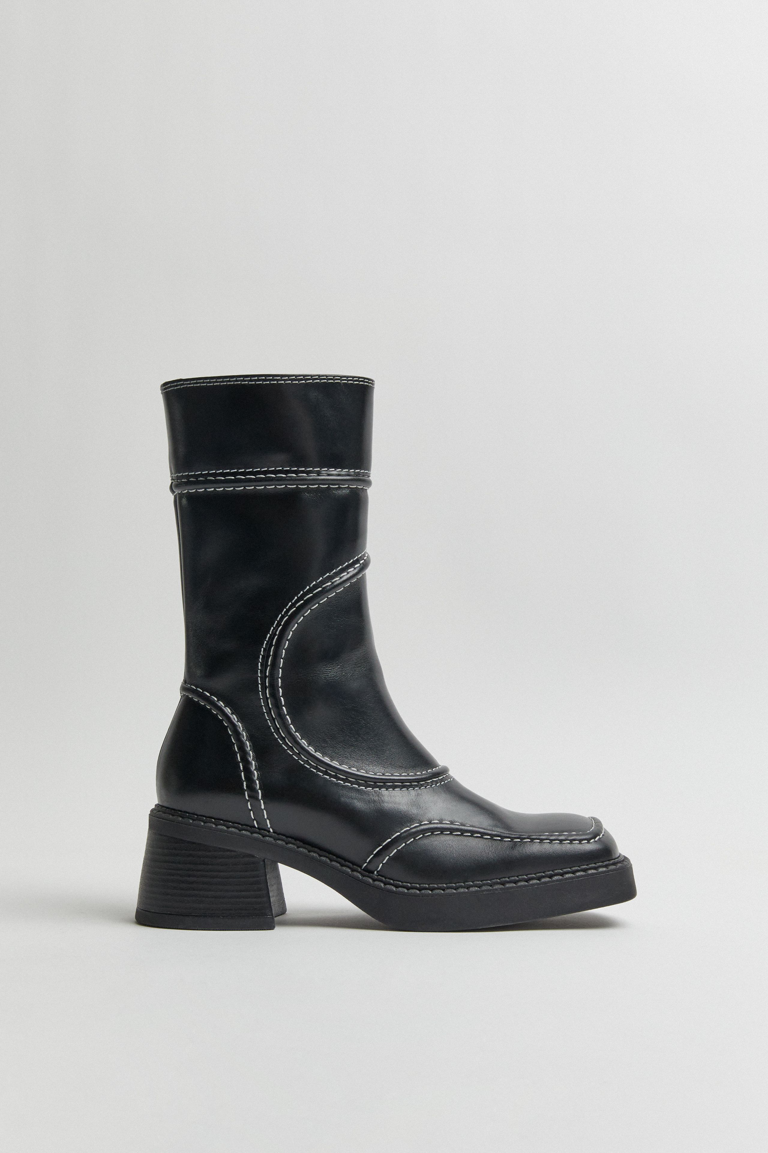 Malene Black Ankle Boots | Miista