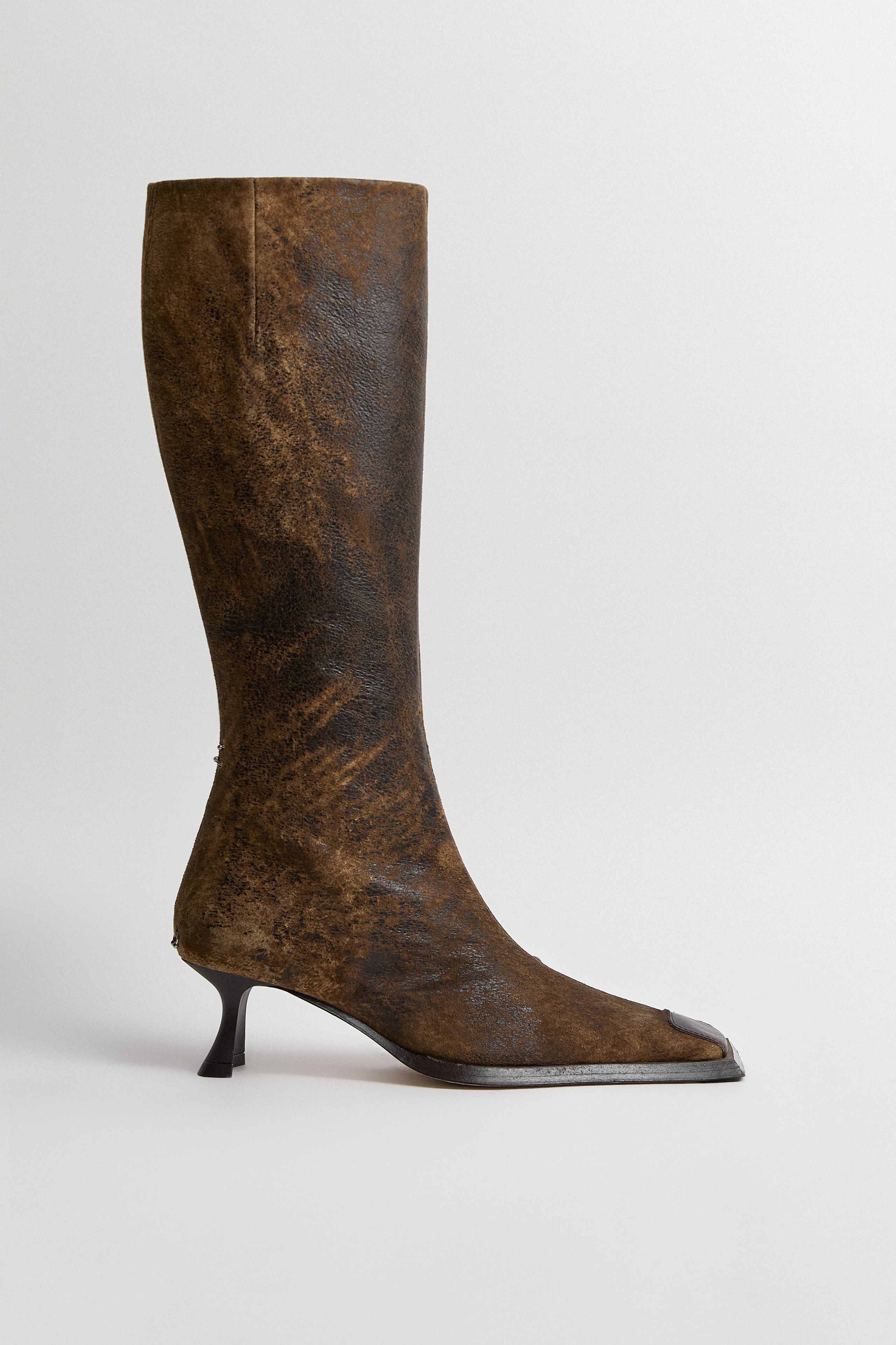 Alfreda Boots - Brown Distressed Leather | Miista